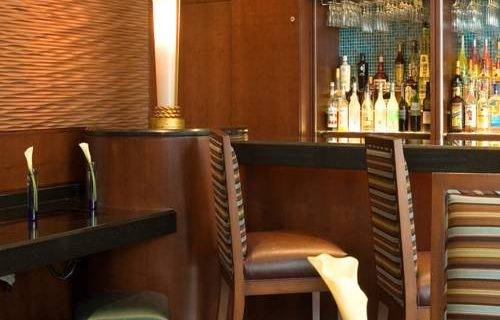 Hyatt Boston Harbor bar