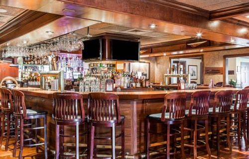 Comfort Inn Boston bar