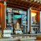 hilton-boston-logan-airport-coffee-bar